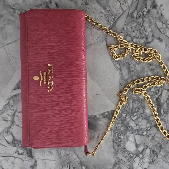 Prada With COA Pink Women's Wallet - Picture 2 of 8